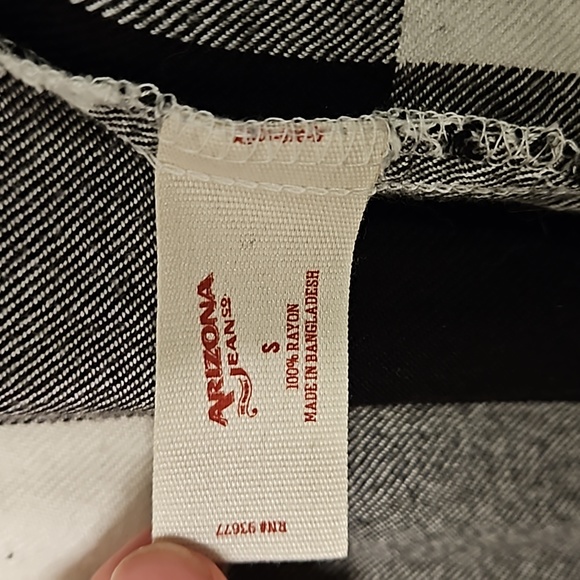 Arizona Jean Company Small Boyfriend Fit Flannel Black and White - Picture 5 of 11